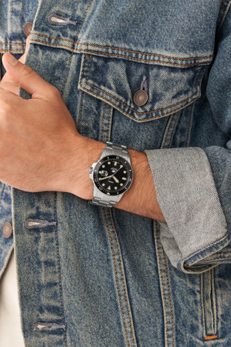 Fossil FS5952: Elegantni sat sa crnim brojčanikom i čeličnom narukvicom - Слика 2